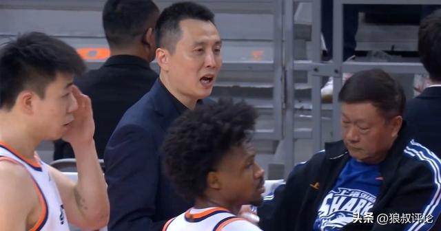 对阵广东狂轰12分18板3助3帽!卢伟:怀特塞德贡献非常巨大