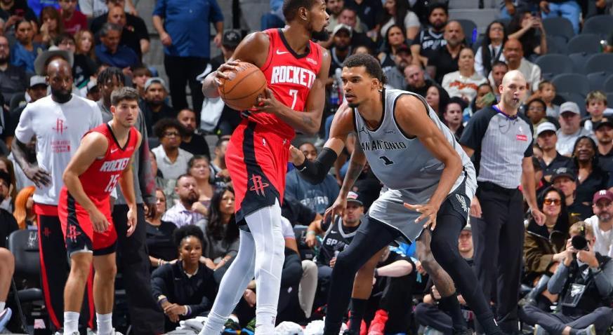 球探体育官网-KD18+4+7！火箭14分逆转马刺，看数据：他是头号功臣！